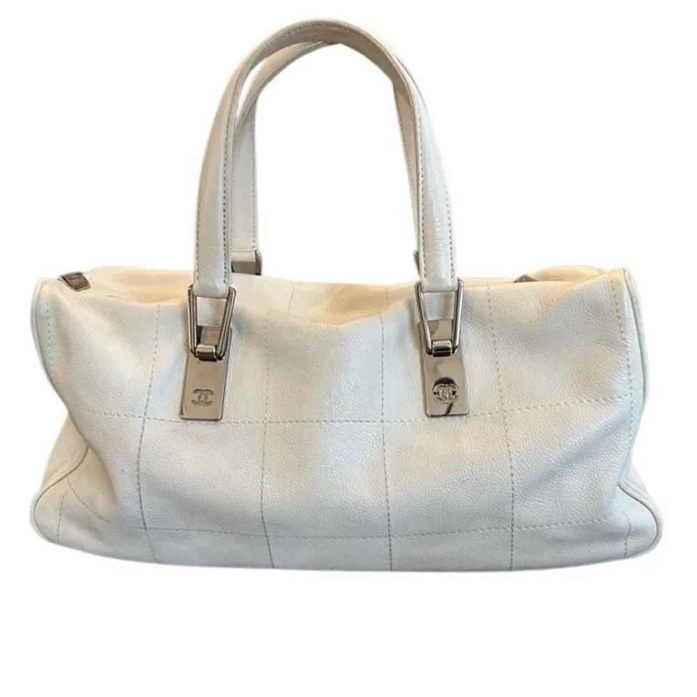 Chanel Top Handle white leather Bag